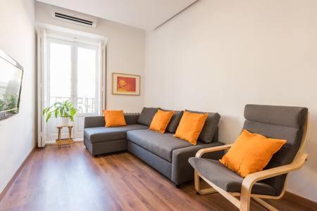 Apartamento La Latina II Мадрид Екстериор снимка